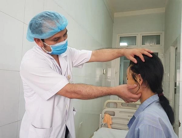 Hết độn cằm độn ngực giờ đến độn thái dương hiệu quả chưa biết nhưng hậu quả đã thấy rồi - 3