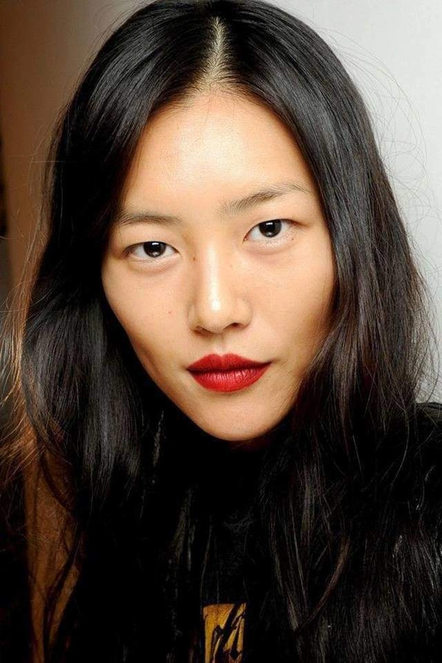 hô biến mắt 1 mí ti hí trở nên to rõ cuốn hút nhờ các bước makeup cơ bản - 1