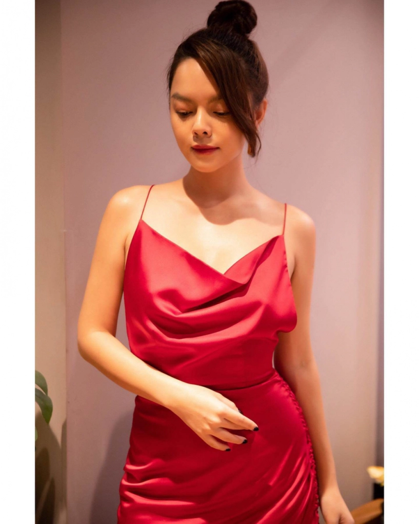 Hội mẹ 2 con chăm ăn diện gợi cảm phạm quỳnh anh có sành điệu hơn đàn em cựu hotgirl - 5