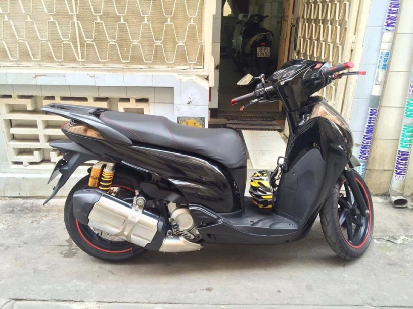 Honda sh300i - ngọc trai đen giữa lòng sài gòn - 1