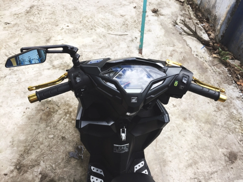 Honda vario bản độ đậm chất hàng hiệu của dân chơi việt - 2