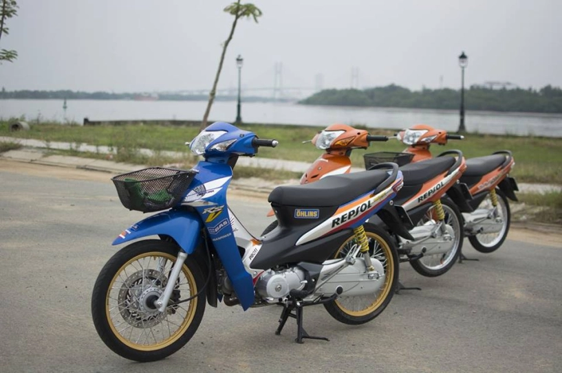 Honda wave 100 phiên bản repsol blue chrome phá cách khá nhẹ nhàng và mạnh mẽ của bạn trẻ sài thành - 87