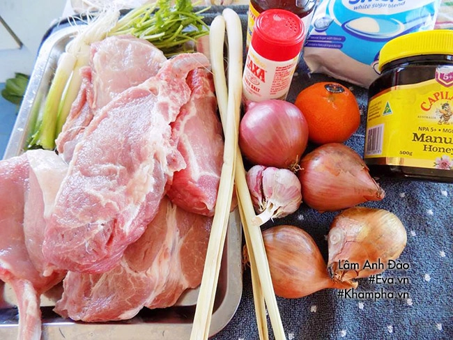 Hướng dẫn chị em cách ướp thịt nướng mềm thơm nức mũi như tiệm - 1