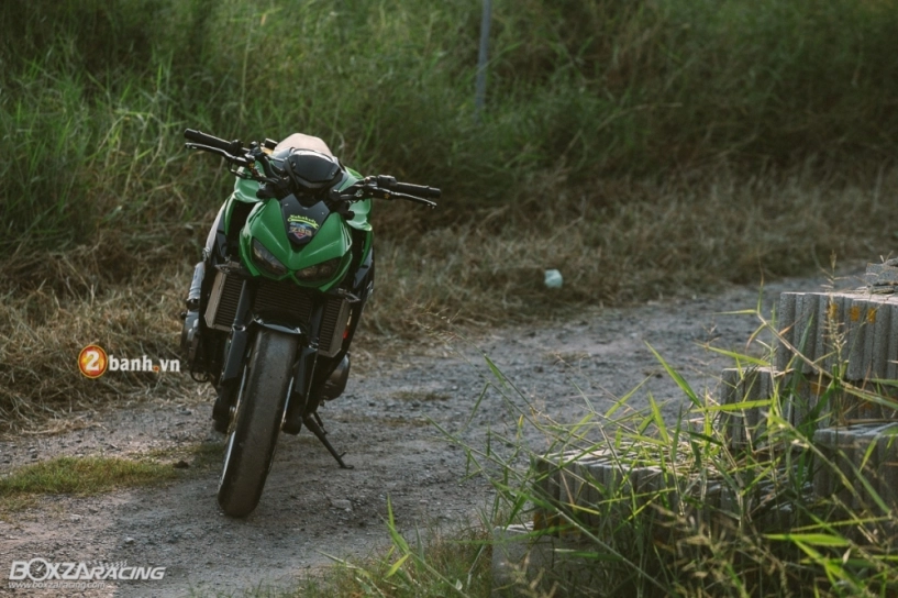 Kawasaki z1000 đầy hấp dẫn với bản độ hàng hiệu của biker thái - 14