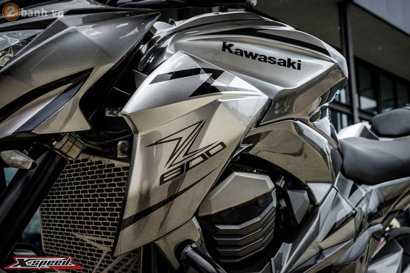 Kawasaki z800 dữ dằn và sắc cạnh hơn trong một diện mạo mới - 4