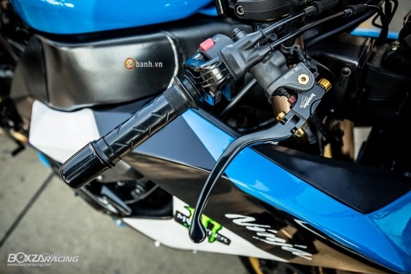 Kawasaki zx-10r đầy quyến rũ với phong cách the blue - 4