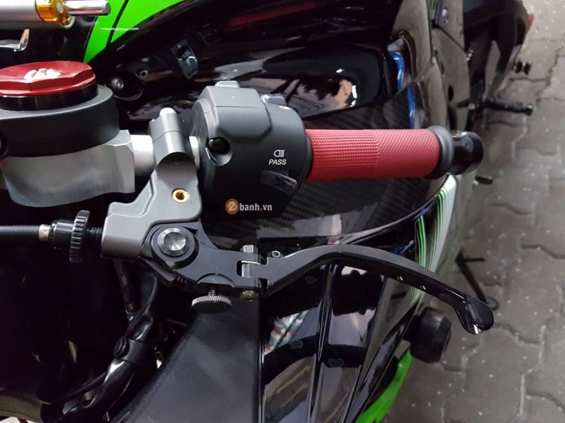 Kawasaki zx-10r trong bản nâng cấp đầy phong cách và chất chơi - 4