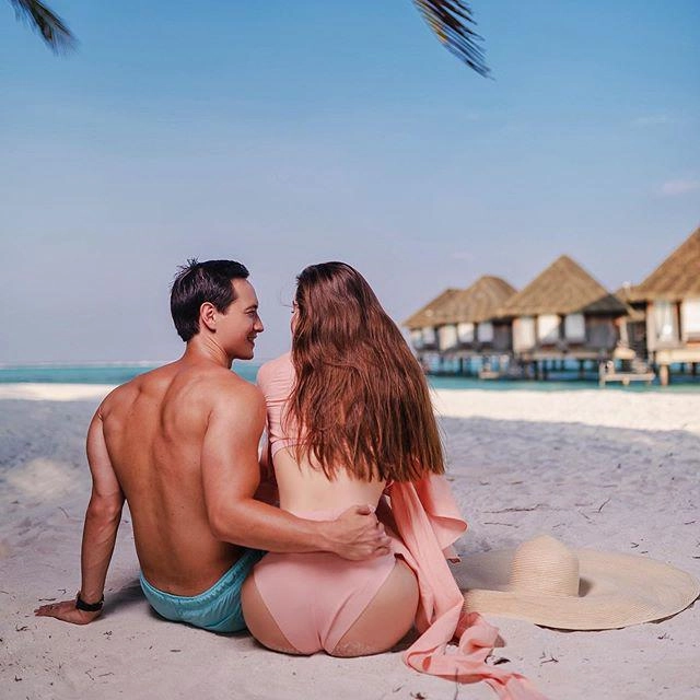 Khi người tình bị nghi photoshop cơ bắp đến biến dạng hà hồ ngồi yên cũng khoe được eo thon - 10