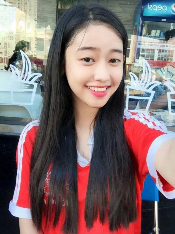 Khoe thầy bói phán tướng tốt thúy vi bị mỉa mai sửa hết rồi mà vẫn coi mặt được à - 6