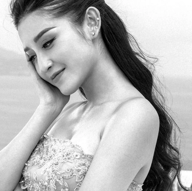 Không kêu fan đầu thai như phạm hương huyền my trả lời cực khéo khi được hỏi câu này - 1