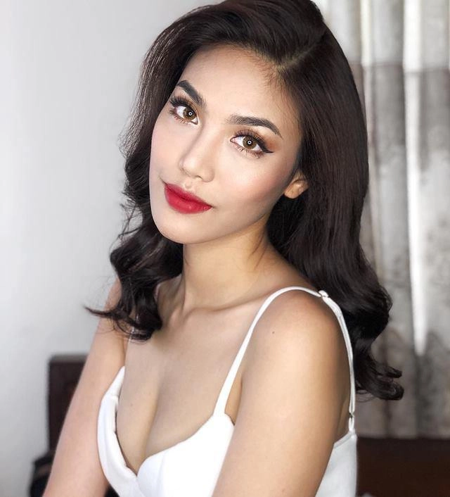 Không phải nude hay hồng đỏ chính là màu son giúp môi thâm lan khuê lên đời nhan sắc - 1
