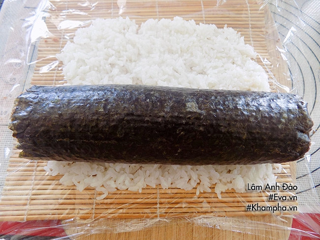 Kimbap chiên vừa ngon vừa giòn lại nóng hổi ai ăn cũng thích - 7