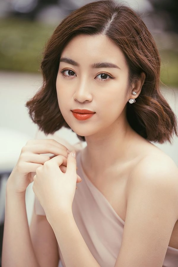 Lạ đời thay điểm trừ nhan sắc này của đỗ mỹ linh chính là điều bao cô gái mơ ước - 3