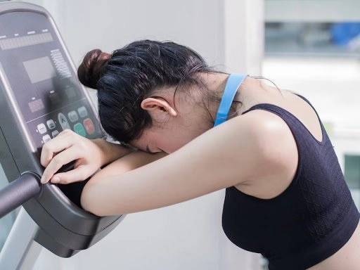 Lại bị nhận xét thân hình gầy guộc ngọc trinh có đang dần đánh mất phong độ vóc dáng - 10