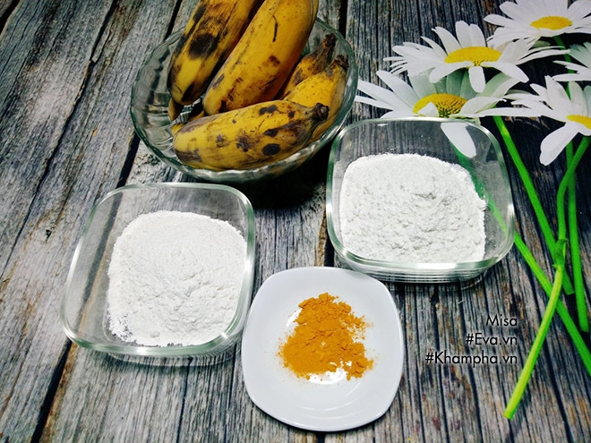 Làm bánh chuối chiên vừng kiểu này đảm bảo hương bay thơm lừng khắp xóm - 1