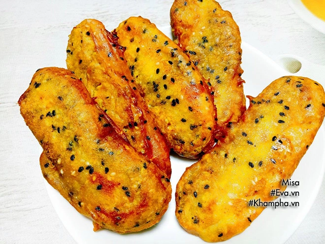 Làm bánh chuối chiên vừng kiểu này đảm bảo hương bay thơm lừng khắp xóm - 7