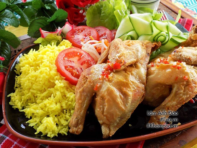 Làm cơm gà chiên ăn liền đủ chất ngày đầu tuần - 9
