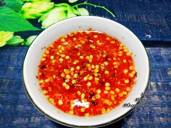 Làm xoài dầm cay kiểu này mới đúng điệu vừa ăn vừa xuýt xoa - 4