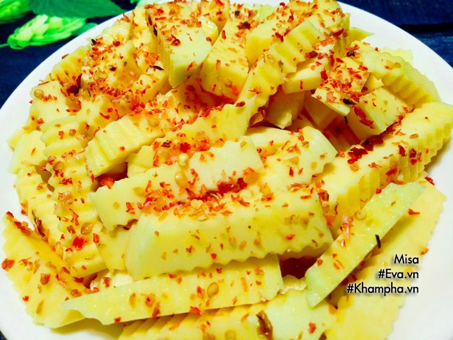 Làm xoài dầm cay kiểu này mới đúng điệu vừa ăn vừa xuýt xoa - 5