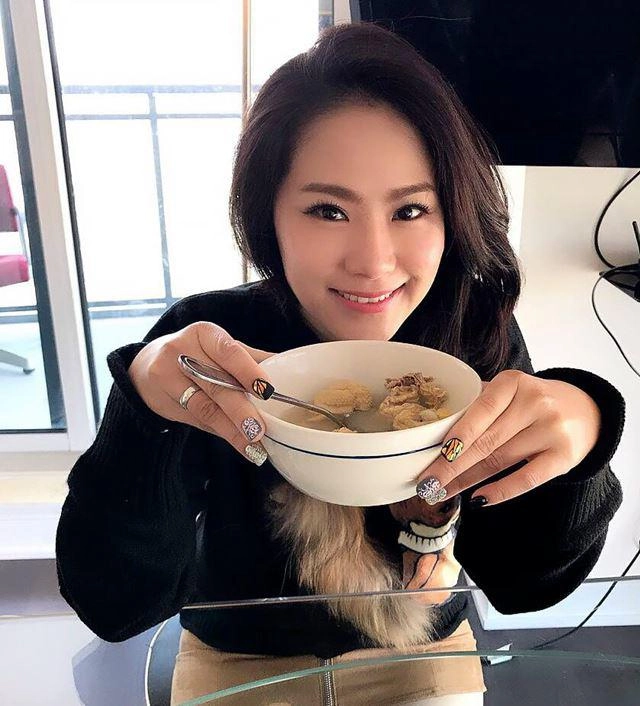 Lương bích hữu lộ vóc dáng tròn trĩnh gương mặt lão hóa ngược sau thời gian dài ở ẩn - 9