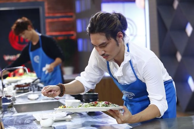 Masterchef vn lý quý khánh lộ rõ tính cách màu mè diêm dúa - 2