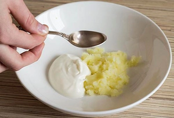 Mặt lúc nào cũng bóng nhẫy ghi sổ ngay 5 cách chăm sóc da dầu hiệu quả - 4