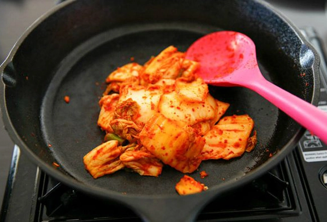 Mát trời thế này không làm nồi canh kim chi đậu phụ thì thật phí - 3