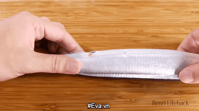 Mẹo lấy ruột cá không cần mổ bụng chỉ với 3 thao tác đơn giản - 3