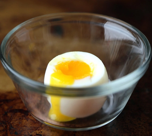 Mẹo luộc trứng cực chuẩn - 7