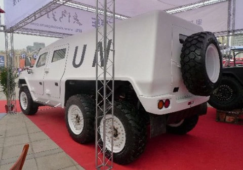  mighty xiaolong - hummer bọc thép của trung quốc - 2