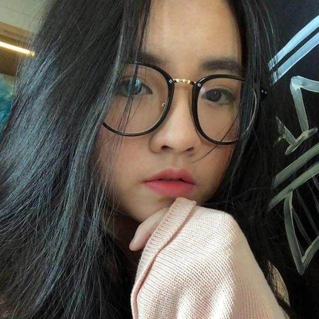 Mới 17 tuổi con gái hiền thục đã cao như người mẫu và dự đoán xinh chẳng thua mẹ - 5