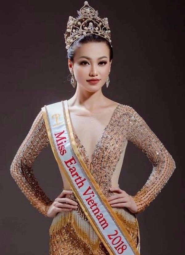 Mỗi lần xuất hiện với một khuôn mặt khác nhau phương khánh có phép biến hình sao - 1