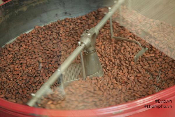 Mục sở thị quy trình sản xuất sô cô la được mệnh danh ngon nhất thế giới tại hà nội - 10