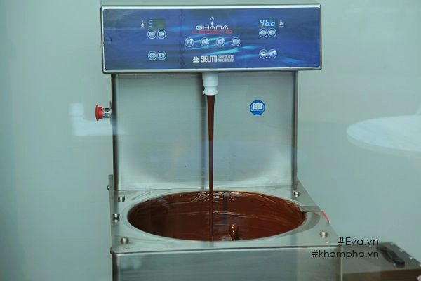 Mục sở thị quy trình sản xuất sô cô la được mệnh danh ngon nhất thế giới tại hà nội - 12