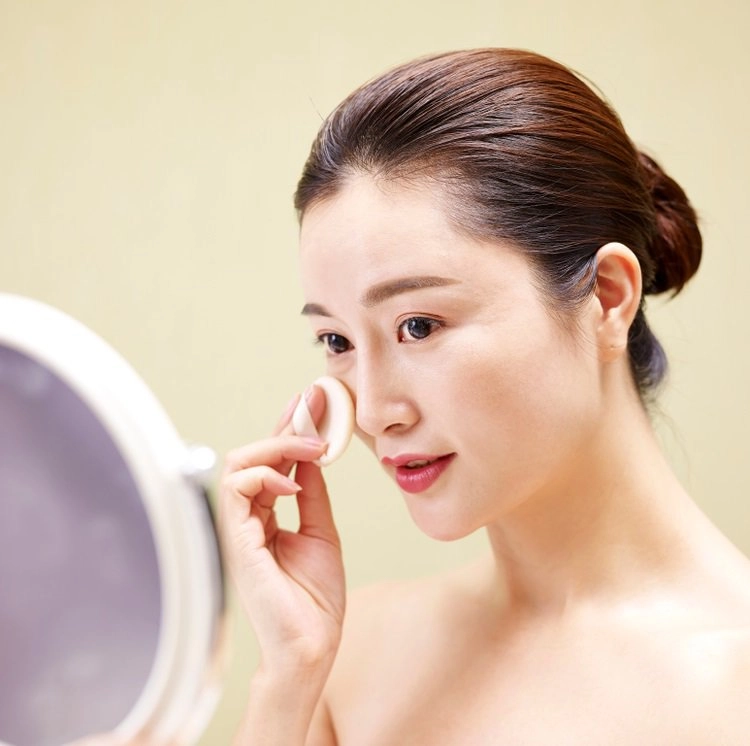 Muốn da mềm như nhung khi xài dầu dưỡng chị em nhớ phải chọn đúng loại dầu cho da - 1