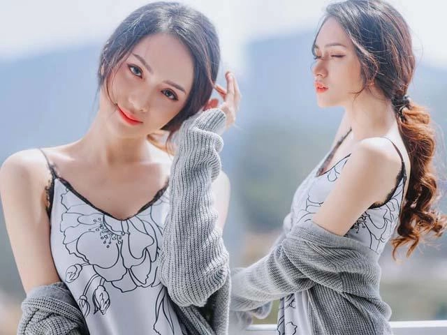 Ngạc nhiên chưa nhan sắc cực phẩm như hương giang cũng có em gái sinh đôi giống hệt - 17