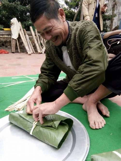 Ngày cuối năm ghé làng vân canh mua bánh chưng mật gia truyền - 2