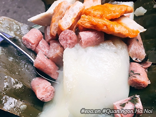 Ngày trở gió chiều đói bụng đi ăn ngay hàng bánh giò nóng hổi đầy ắp giò chả ở hà nội - 6