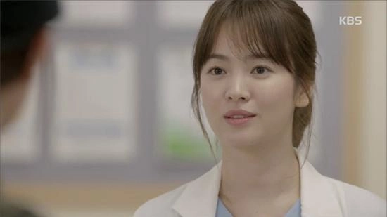 Ngoài đời là mỹ nhân vào vai nhân vật của song hye kyo khả ngân bị chê kém sắc vì - 2