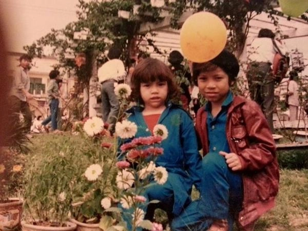 Nhìn thần thái 30 năm trước mẹ hà hồ cũng phải gật gù từ nhỏ mặt cô ấy đã sáng - 4