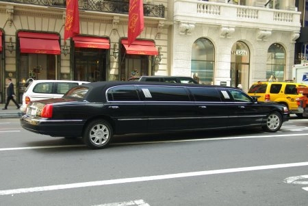  những mẫu limousine khủng trên phố - 15