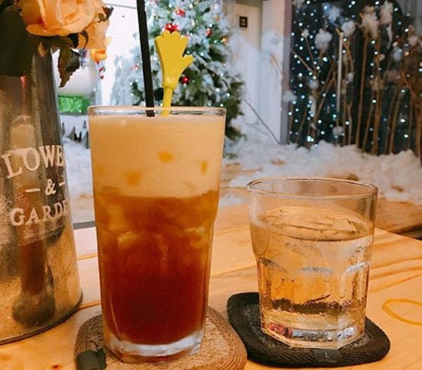 Những quán café sài gòn bánh ngon cảnh đẹp dứt khoát phải đi mùa noel này - 14