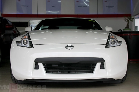  nissan 370z đầu tiên tới việt nam - 1