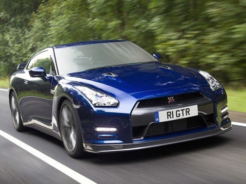  nissan gt-r 2013 mạnh hơn bản 2012 - 1