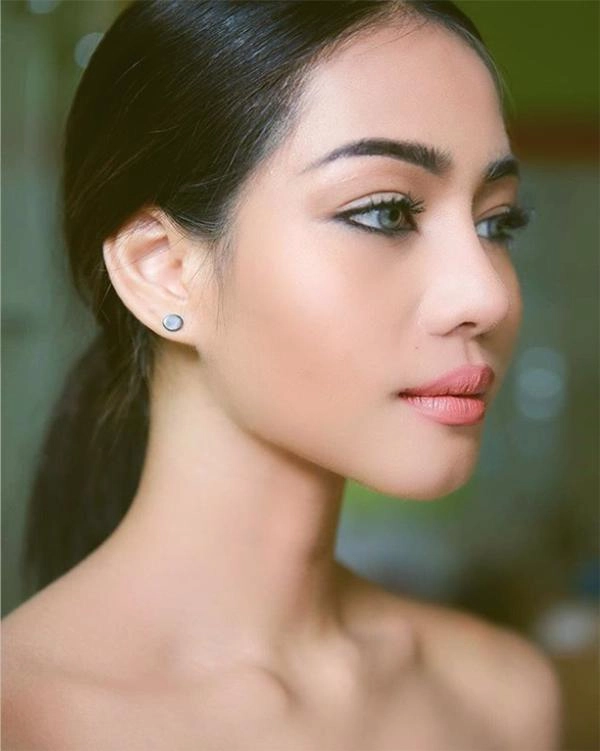 Nổi tiếng với sắc vóc đẹp như mơ hotgirl thái lan gây sốc khi công khai dao kéo toàn thân - 5