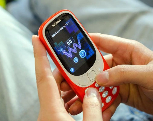 Nokia 3310 huyền thoại chưa ra mắt tại việt nam đã có hàng nhái như đúc - 2