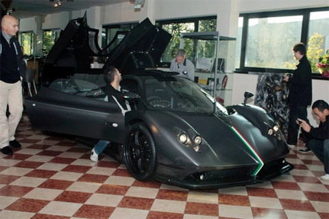  pagani làm siêu xe độc cho đại gia hong kong - 1