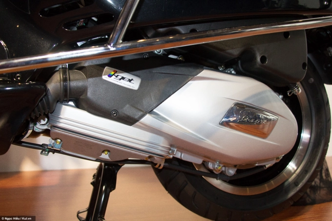 Piaggio việt nam công bố giá bán của mẫu tay ga gts phiên bản 125cc và 300cc - 10