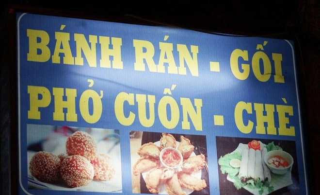 Quán bánh rán mặn 28 năm chỉ đun bằng bếp dầu hiếm thấy của cặp vợ chồng già vĩnh hồ - 3