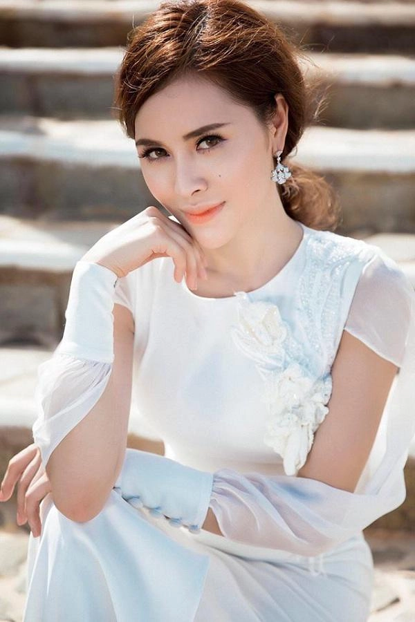 Sau khi bị tước sạch danh hiệu thư dung lao đao vì nghi vấn thẩm mỹ khó lòng chối cãi - 3